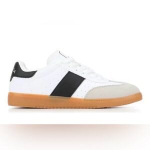 Nautica Women's Dores sneaker size 8